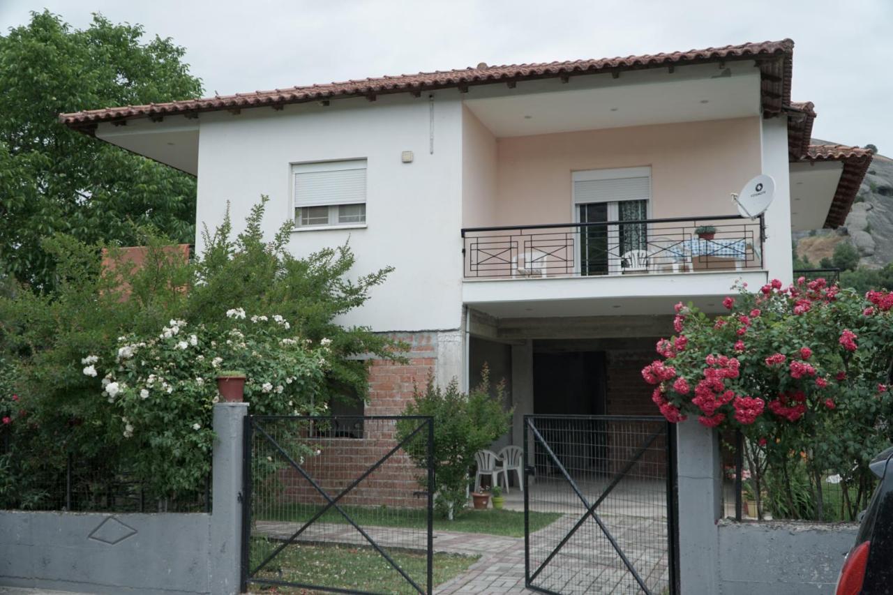 Lampros Studio Kalabáka Exterior foto